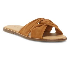 🎉HP🎉 Lucky Brand | Sandy Dezzee Nubuck Tan Slide Size 8.5